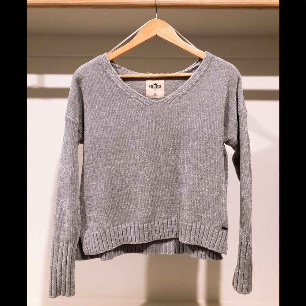 Hollister V-neck Sweater